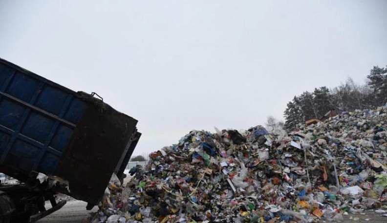 Калужанам объяснили, куда приходить и звонить по мусорным проблемам