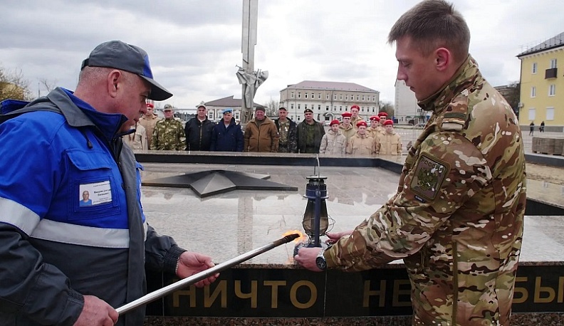  В Людинове временно погасили Вечный огонь 