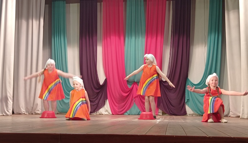 В Людинове прошёл открытый районный фестиваль творческих коллективов