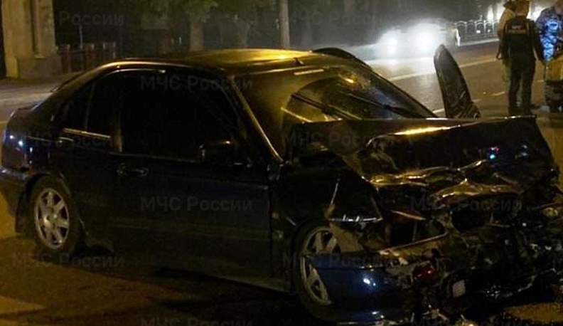 В ночной аварии в Калуге пострадали несколько человек