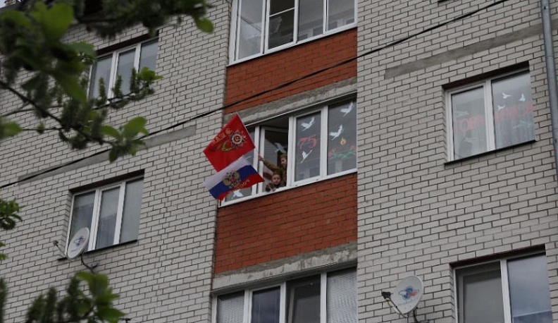 Кировчане принимают участие в акции «Окна Победы»