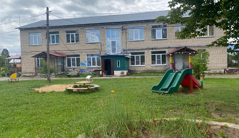 В Износковском районе будет благоустроена площадка возле детского сада