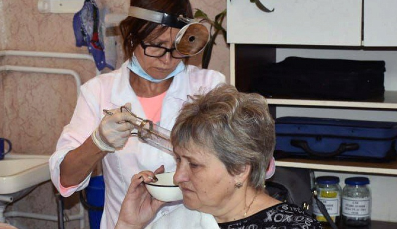 Руки медиков в помощь Первомайску