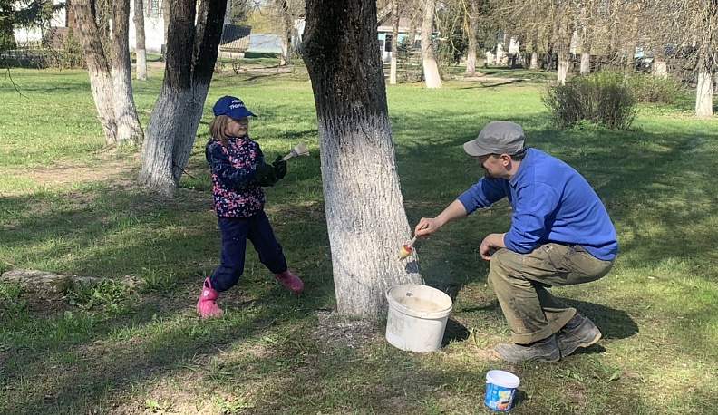 Жители Жиздринского района приняли участие во Всероссийском субботнике