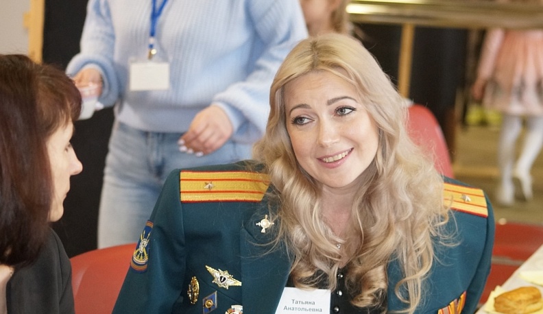 В Калужской области для жен участников СВО устроили необычный фотосет