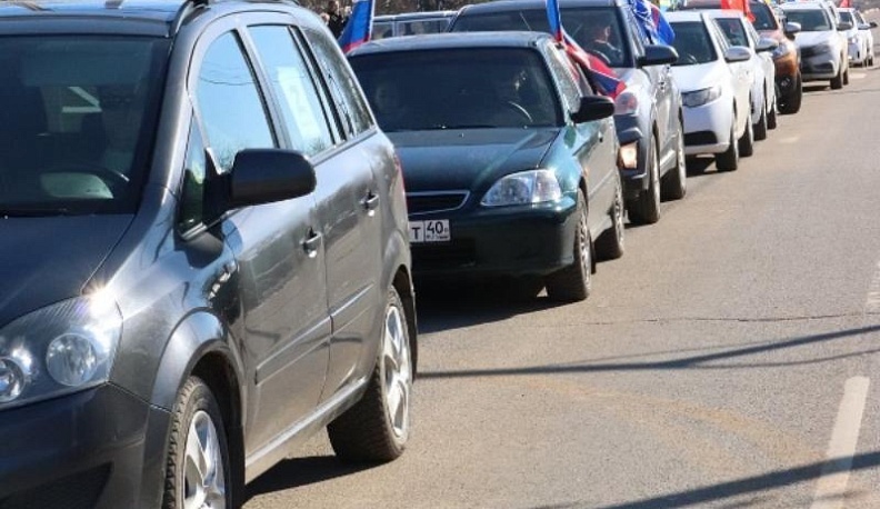 Мещовцы провели автопробег в поддержку российских военных