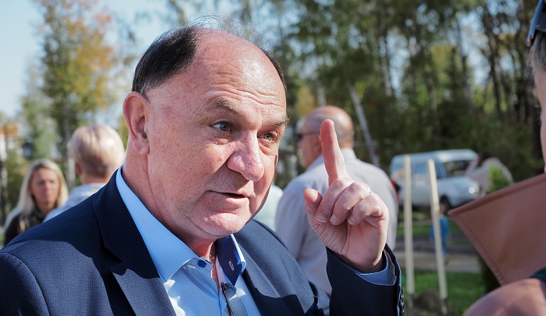 Первая в стране Аллея прав человека появилась в Губернском парке Калуги