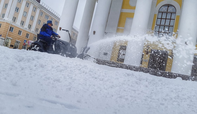 За прошедшие сутки с улиц Калуги вывезли более тысячи кубометров снега
