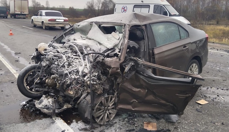 В Калужской области столкновение двух иномарок закончилось смертью водителя одной из них