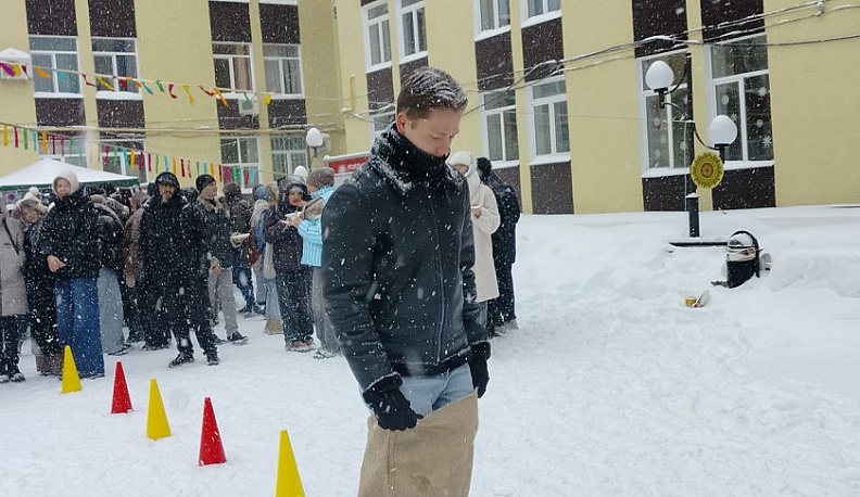 Студенты КГУ отметили Масленицу