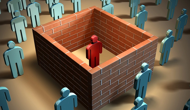 Кто не спрятался, тот и виноват?