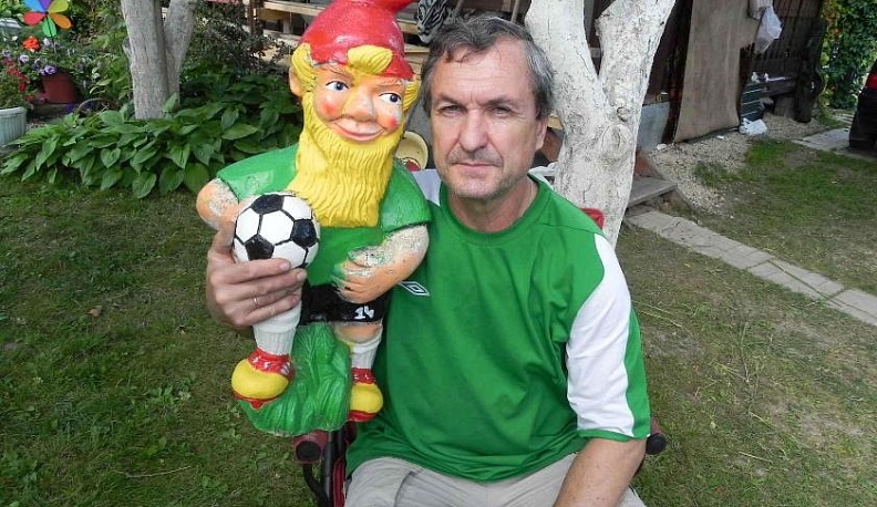 Нападающий от Бога!