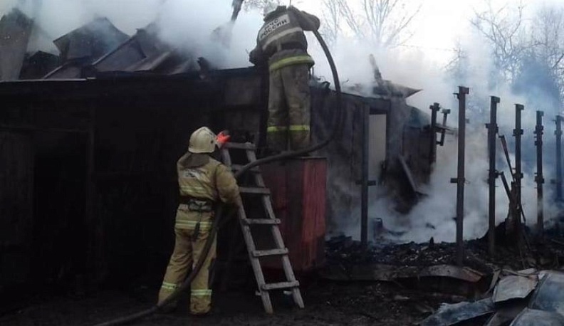 В Бабынинском районе сгорел жилой дом