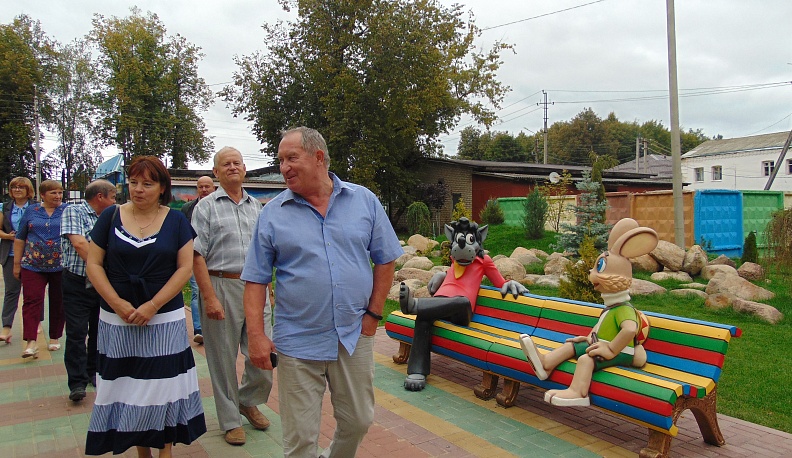 Как дела, соседи?