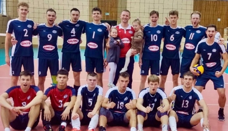 Обнинские волейболисты возглавили турнирную таблицу чемпионата России