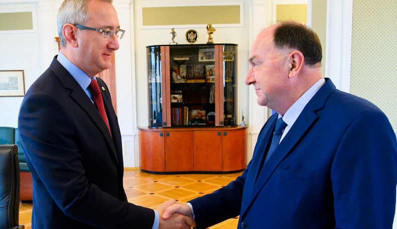 Владислав Шапша провел рабочую встречу с Уполномоченным по правам человека  в Калужской области Юрием Зельниковым