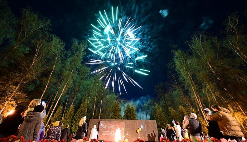 День Победы в Калужской области завершился праздничным салютом