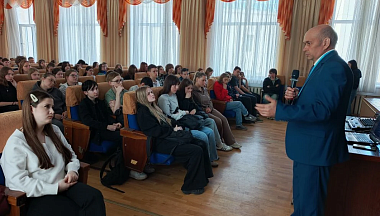 В Калуге студентам рассказали, как не стать жертвами вербовки