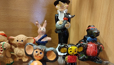 Калужскую глиняную игрушку показывают в Доме мастеров