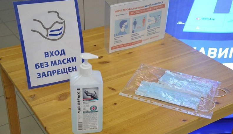 В Калуге продолжаются рейды по проверке соблюдения масочного режима