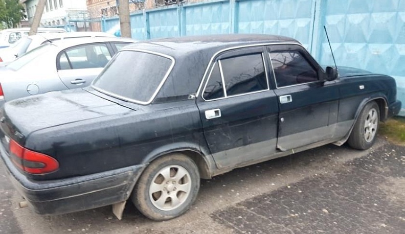 В Калужской области из машины на ходу вывалился человек