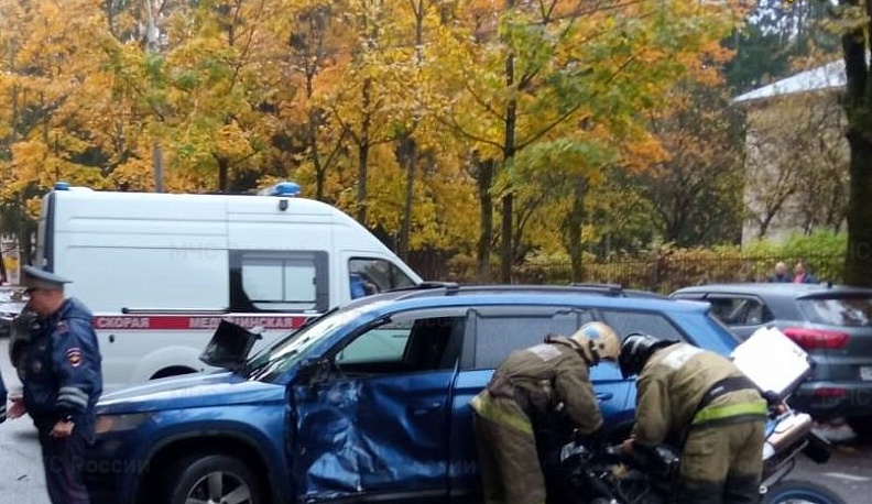 В Обнинске столкнулись легковушка и мотоцикл