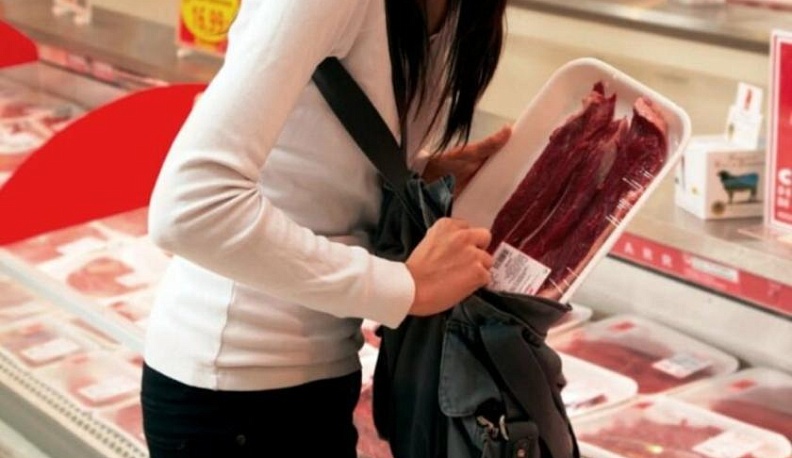 Мать и дочь попались на кражах из магазинов в Козельске