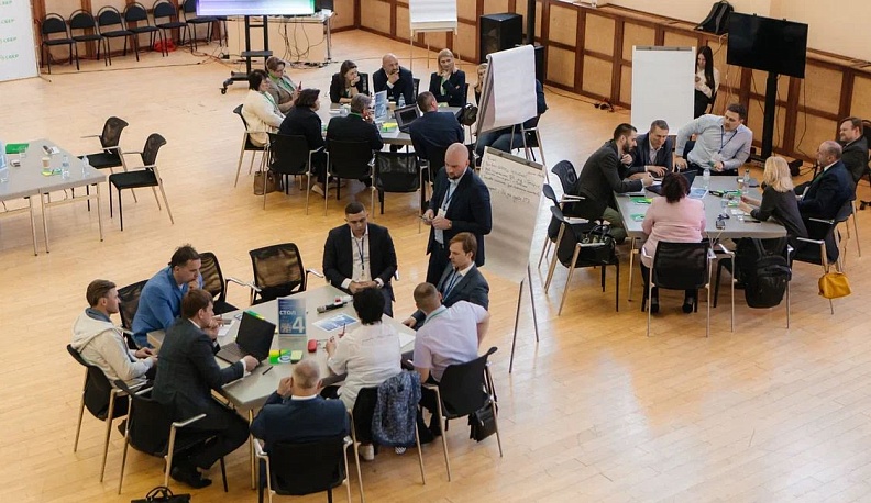 Цифровую трансформацию региона обсудили на дизайн-сессии в Калуге