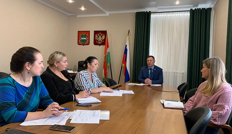 В Калужской области до конца лета заключат муниципальные контракты на ремонт дорог в следующем году