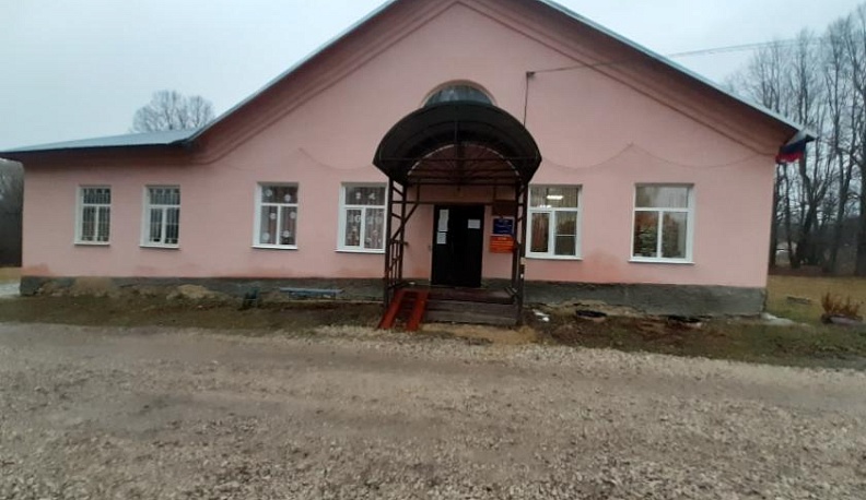 В Тарусском районе идет капитальный ремонт сельского дома культуры