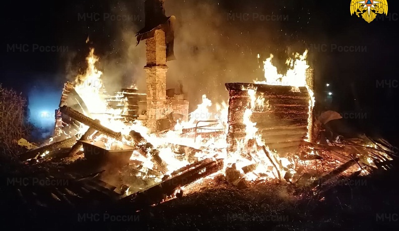 В тарусской деревне пожар полностью уничтожил баню