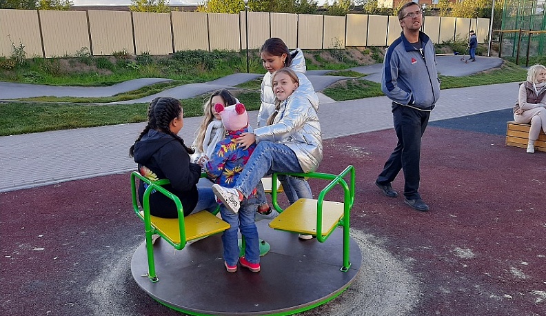 В микрорайоне Турынино в Калуге открылась многофункциональная площадка