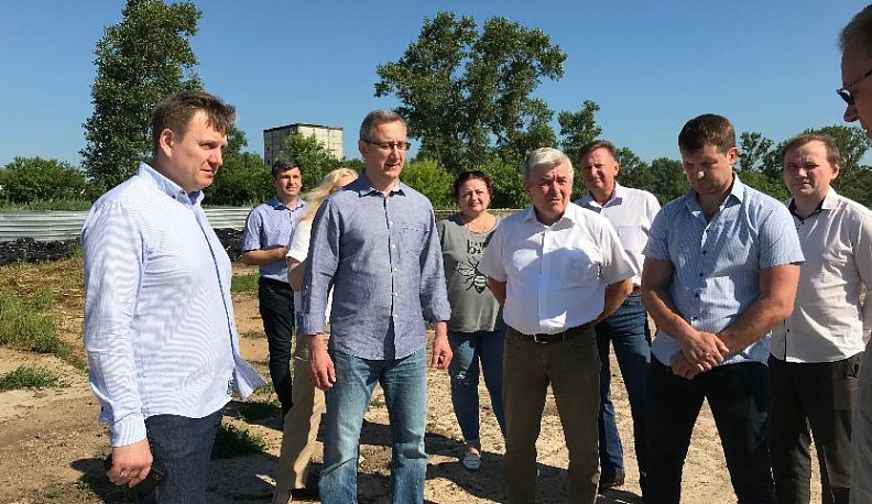 Владислав Шапша по просьбе жителей потребовал прекратить утилизацию органических отходов в Ермолино