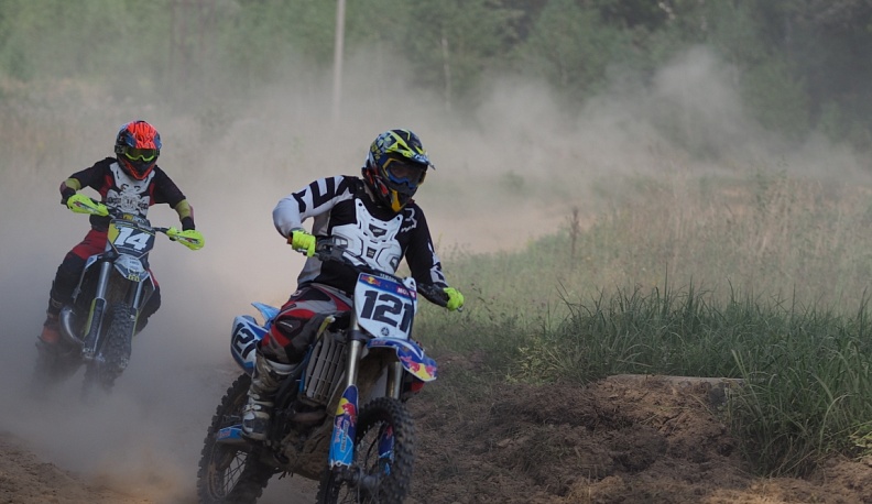 В Думиничах провели мотокросс, посвященный годовщине освобождения района от фашистов