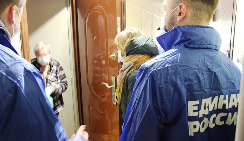 Волонтеры «Единой России» будут работать в новогодние праздники