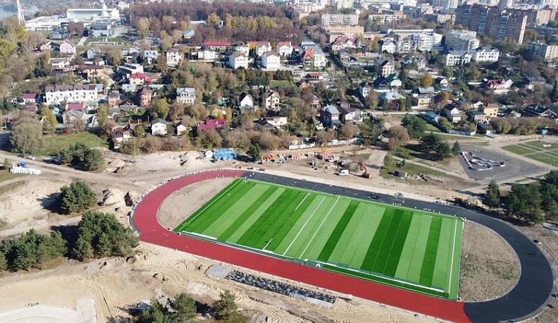 В сквере Волкова в Калуге появилась детская площадка