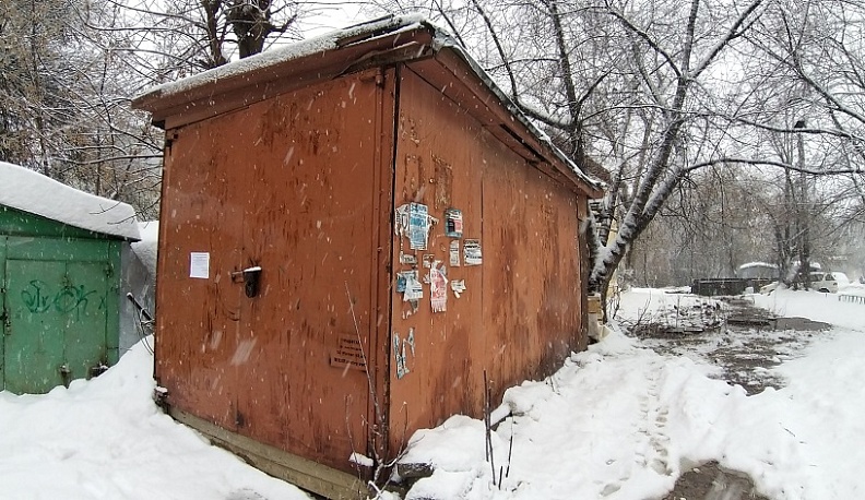 Горуправа Калуги ищет владельцев 32 незаконно размещенных сараев и 3 гаражей