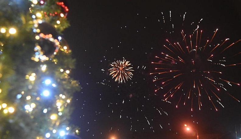 Калужанам рекомендовали не запускать фейерверки во время новогодних праздников