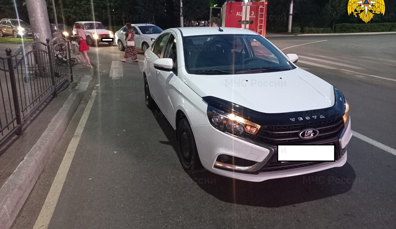 На Площади Победы в Калуге «Лада Веста» сбила пешехода