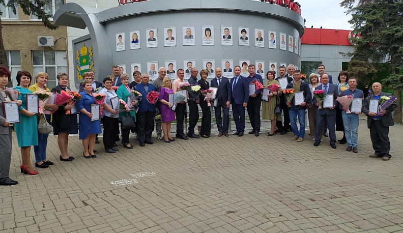 В Калуге обновили доску почёта «Трудовая слава Калужской области»