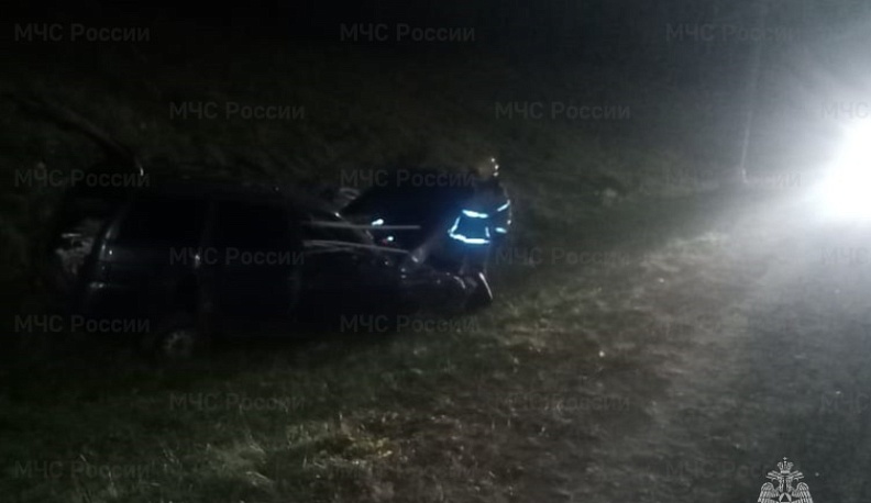 В Калуге ночью перевернулся «ВАЗ-2111»