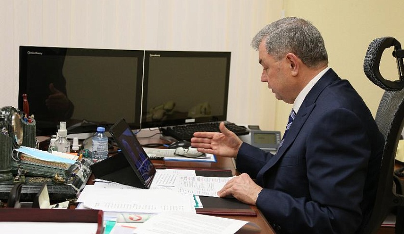 Анатолий Артамонов провел личный прием граждан