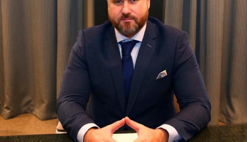 Алексей Вялов поздравил калужан с Днем Победы