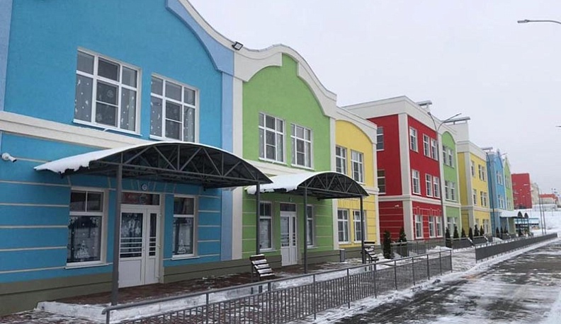 Новый детский сад в калужском Кошелеве принял первых 50 малышей