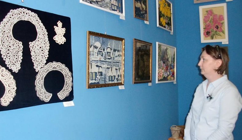 В музее изобразительных искусств открылась выставка произведений художников-любителей