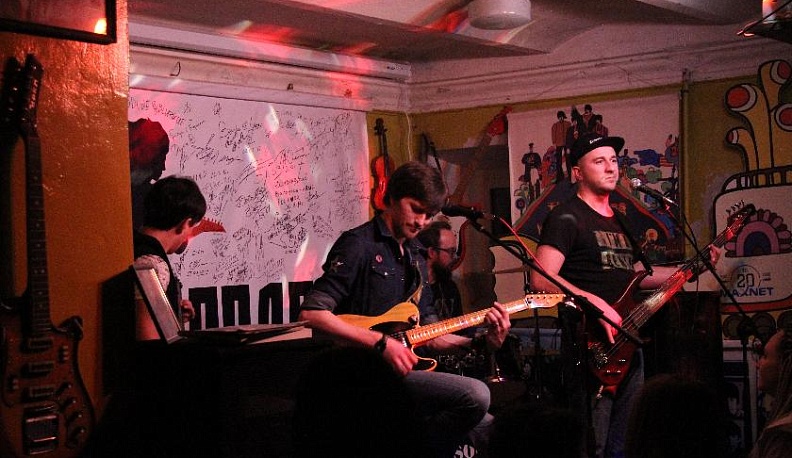 В «Рок-подвале» сыграла группа из Москвы с загадочным названием