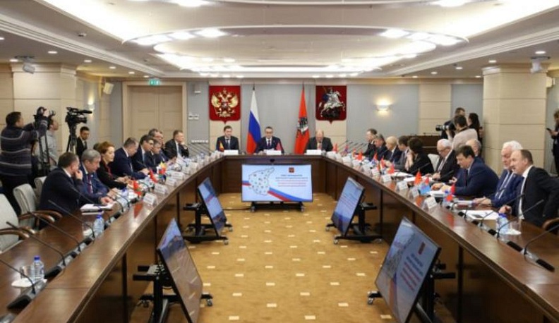 Инициативы калужского парламента обсудили на совете законодателей ЦФО