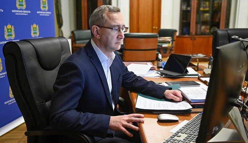 Владислав Шапша поручил проконтролировать изменение цен на продукты в регионе