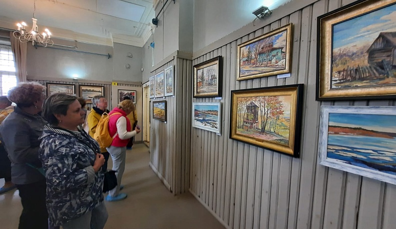 В Тарусе открылась выставка живописи Юлии Хотян