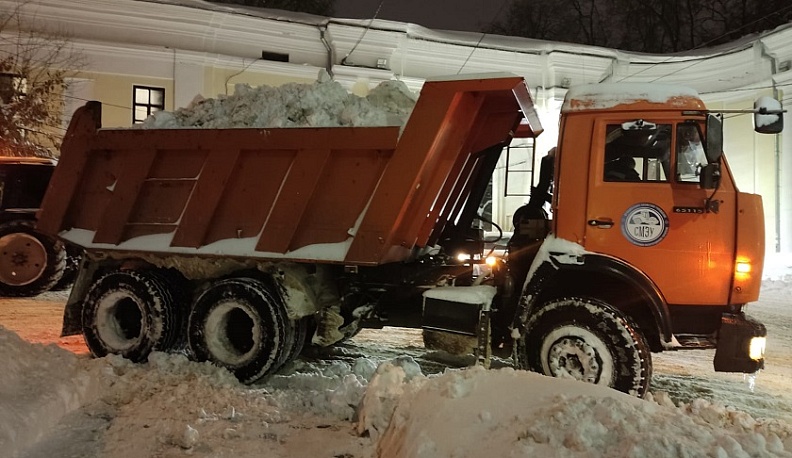 Калужан просят убрать автомобили с четырëх улиц
